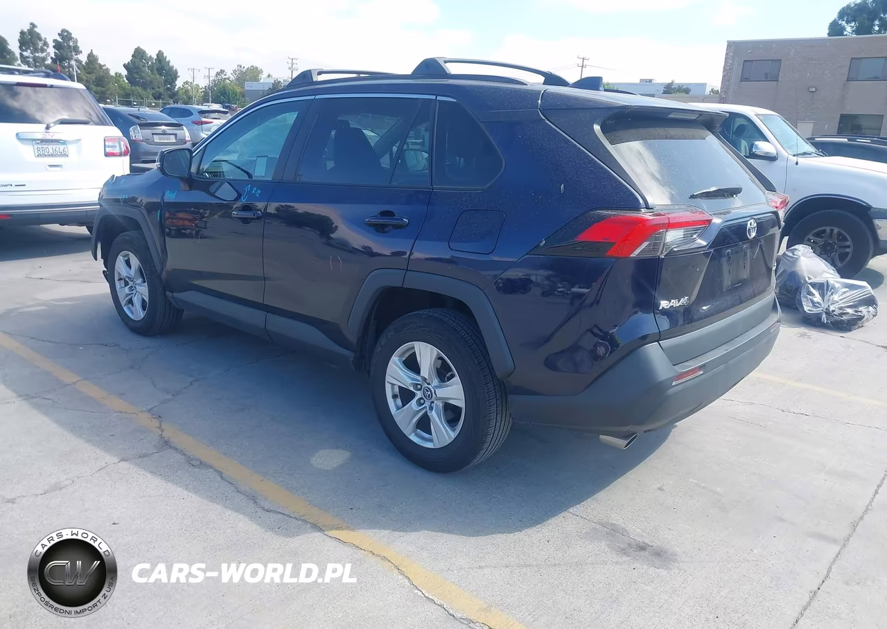 2020 Toyota Rav4 Xle VIN:2T3W1RFV7LW102944 - 3