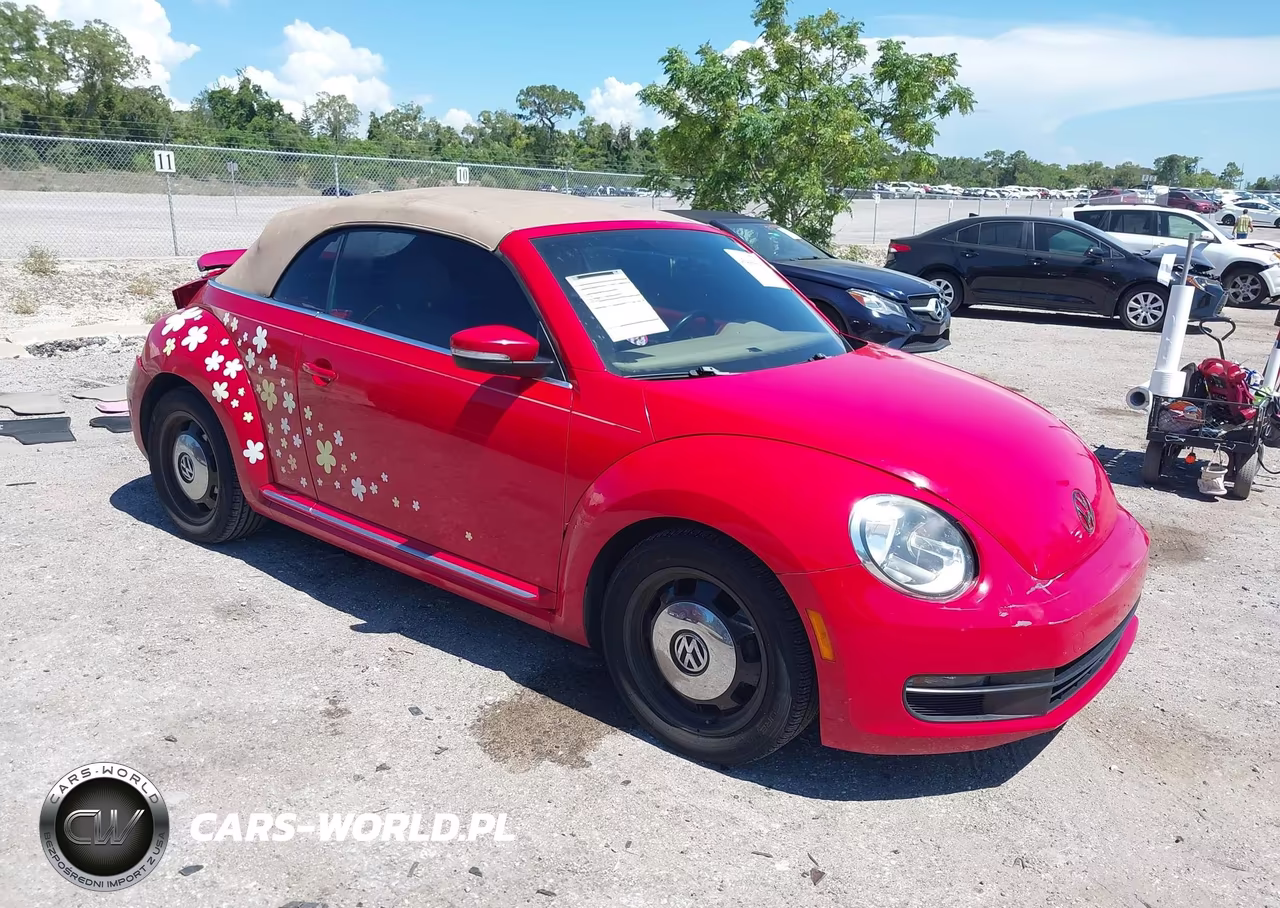 2014 Volkswagen Beetle 2.5L – zdjęcie 1 z 16