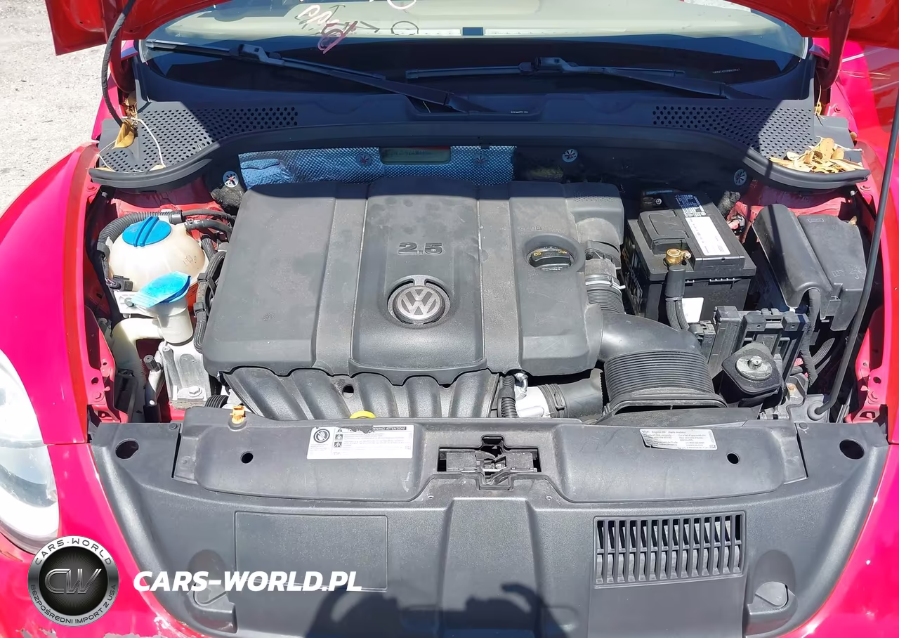 2014 Volkswagen Beetle 2.5L VIN:3VW5X7AT6EM800547 - 10