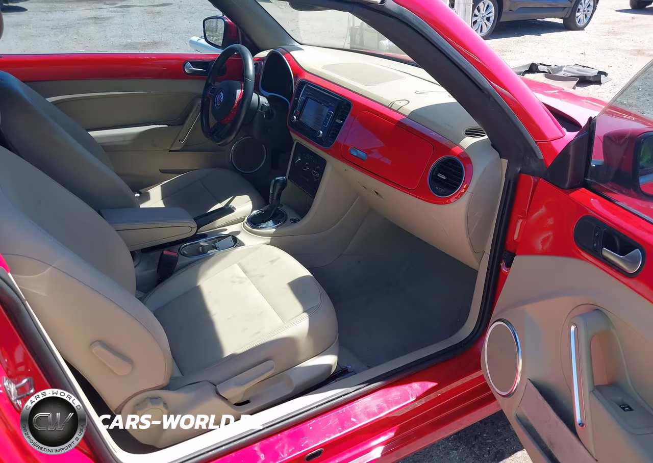 2014 Volkswagen Beetle 2.5L VIN:3VW5X7AT6EM800547 - 5