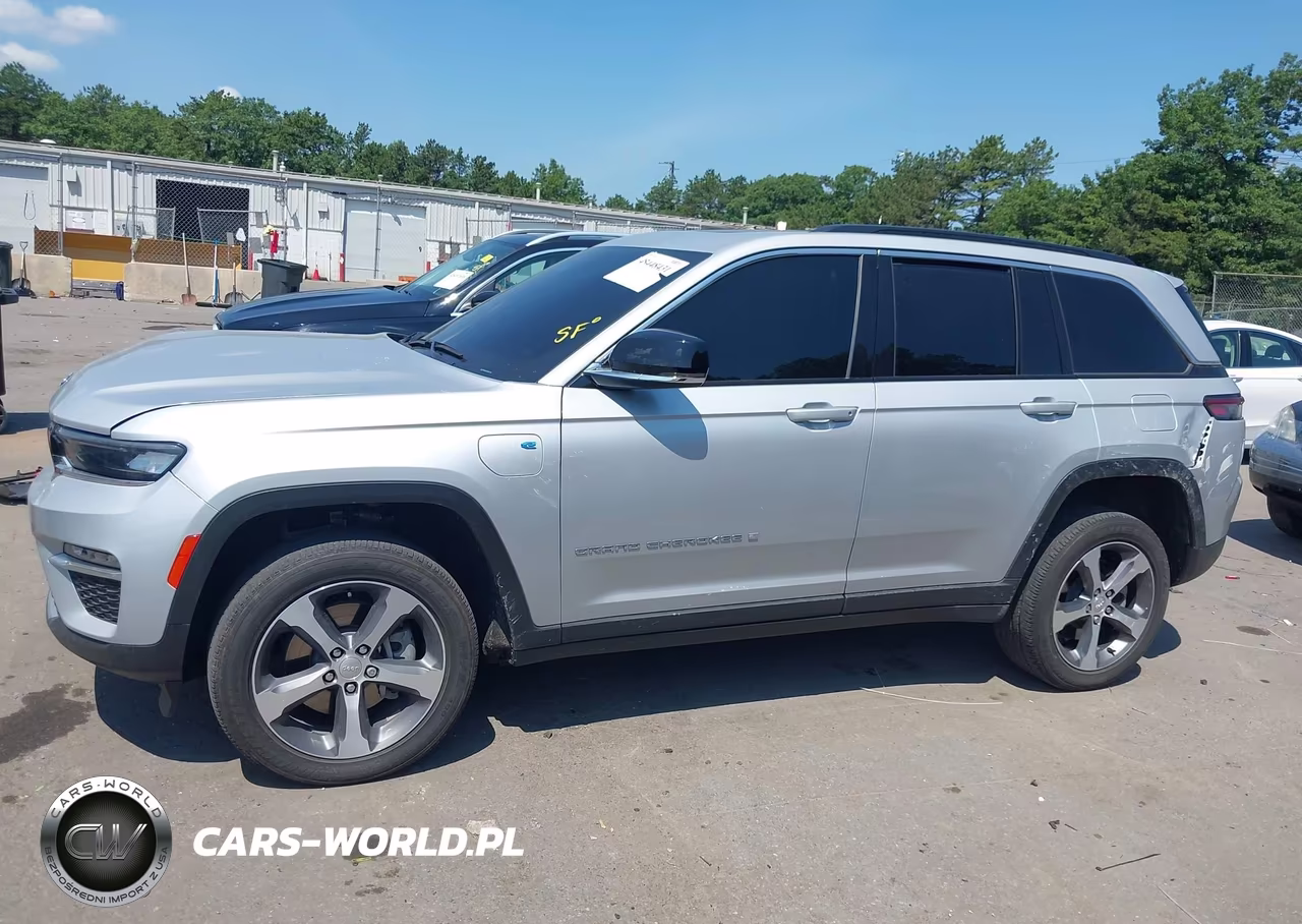 2024 Jeep Grand Cherokee 4Xe VIN:1C4RJYB66RC113905 - 14