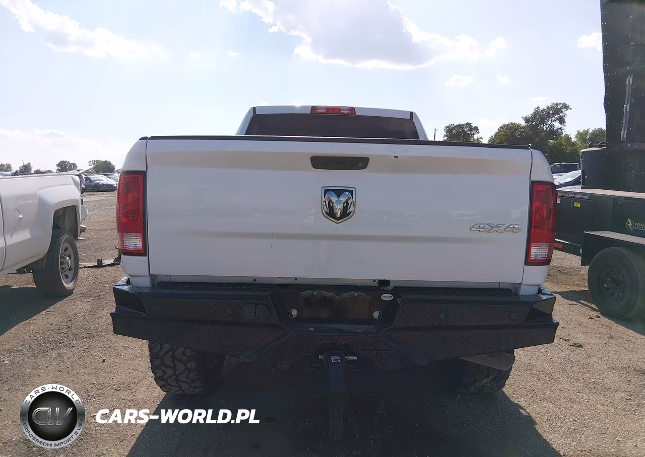 2018 Ram 2500 Tradesman 4X4 6'4 Box VIN:3C6UR5CJ8JG402992 - 16