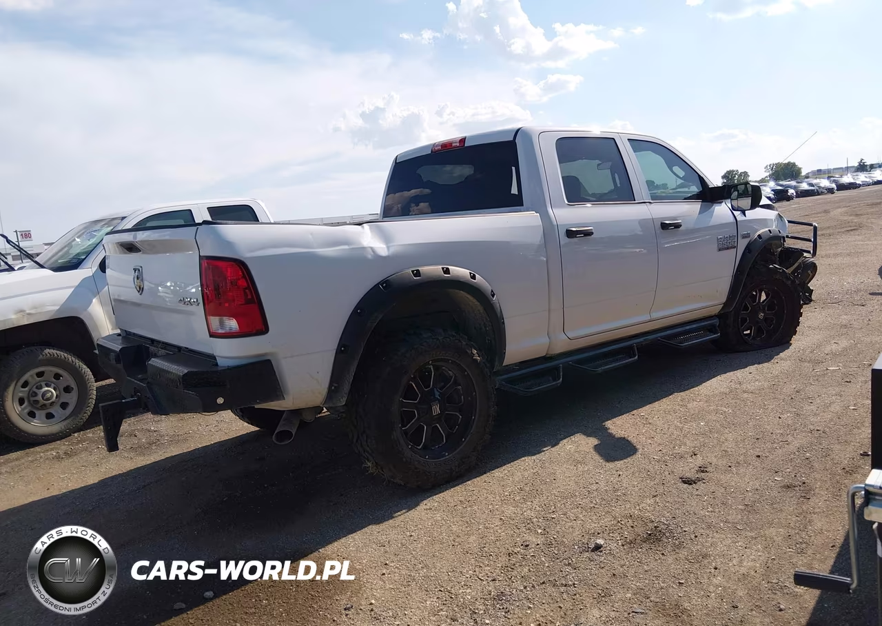 2018 Ram 2500 Tradesman 4X4 6'4 Box VIN:3C6UR5CJ8JG402992 - 4
