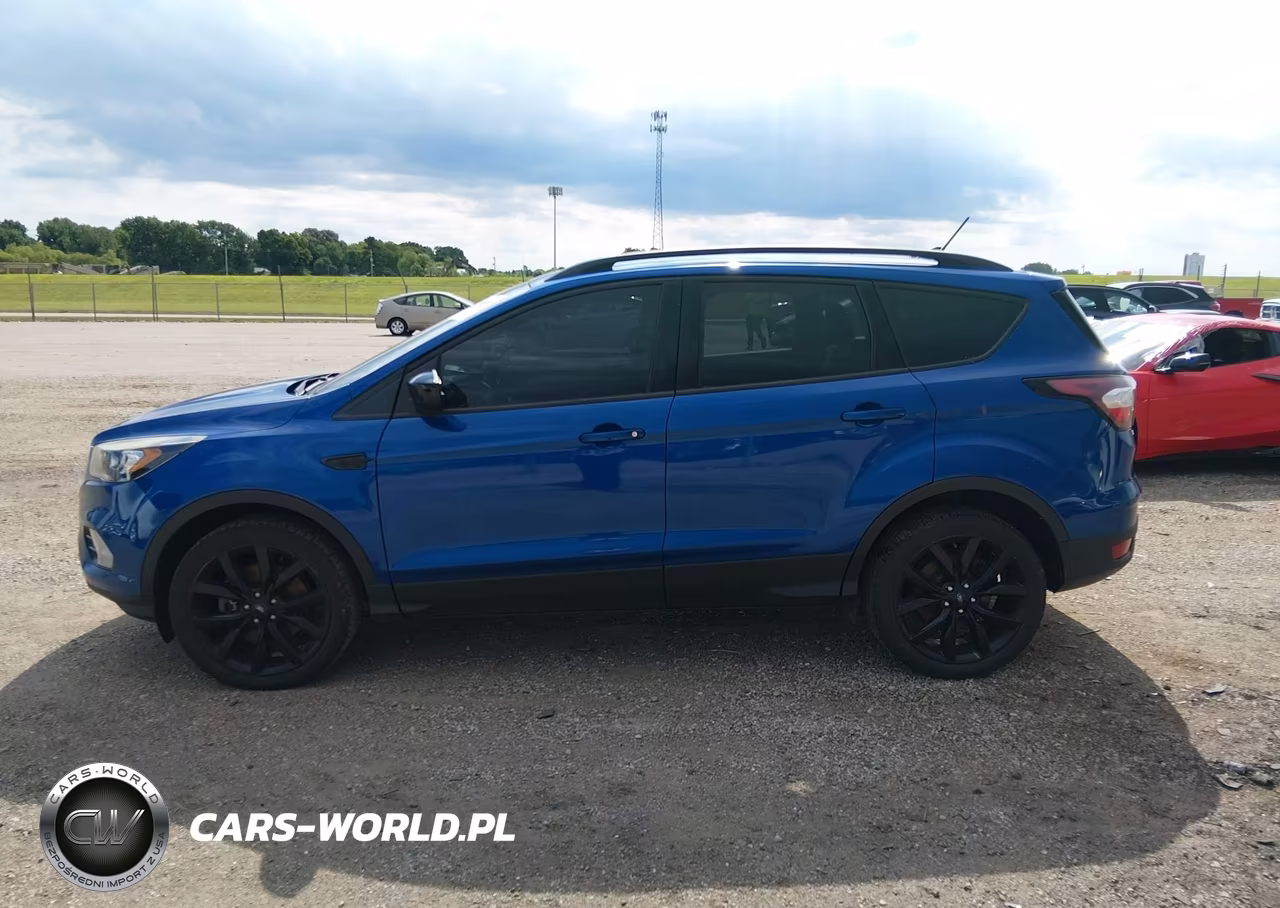 2018 Ford Escape Se VIN:1FMCU9GD1JUB10060 - 14