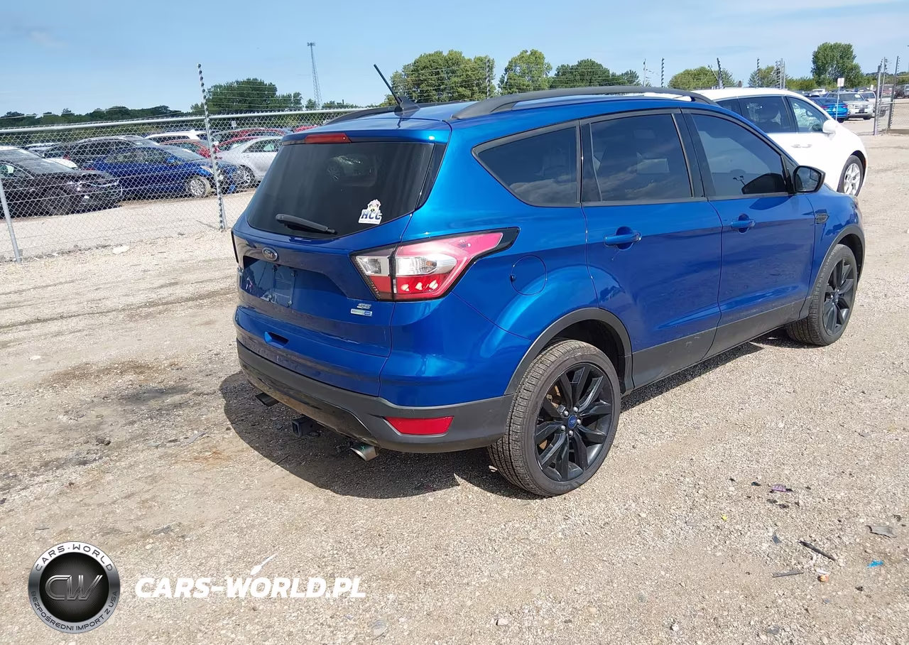 2018 Ford Escape Se VIN:1FMCU9GD1JUB10060 - 4