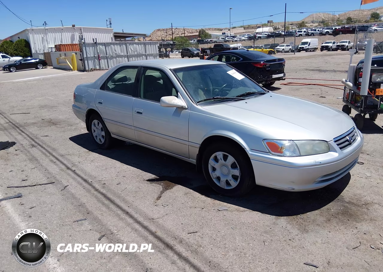 2001 Toyota Camry Le V6 – zdjęcie 1 z 11