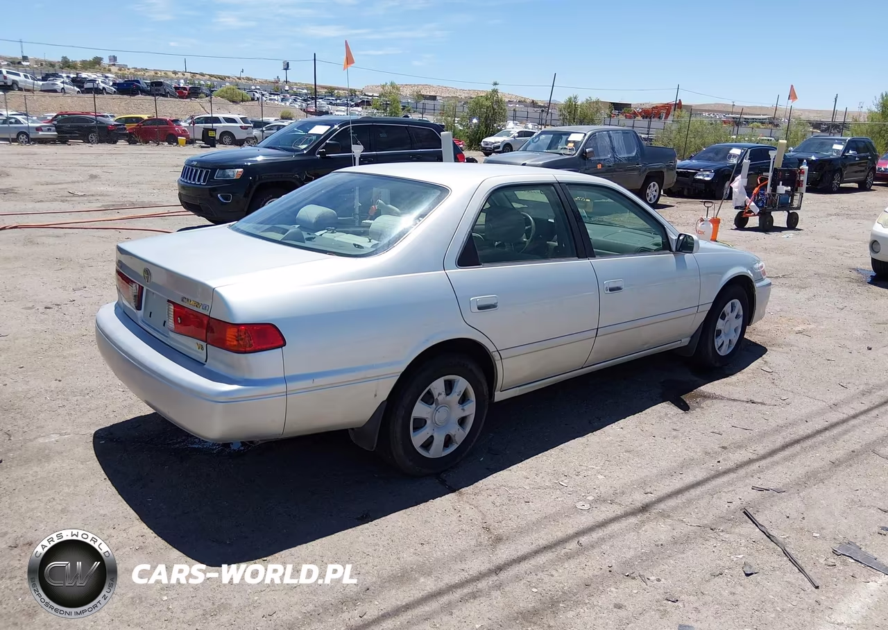 2001 Toyota Camry Le V6 VIN:JT2BF22K010338476 - 4