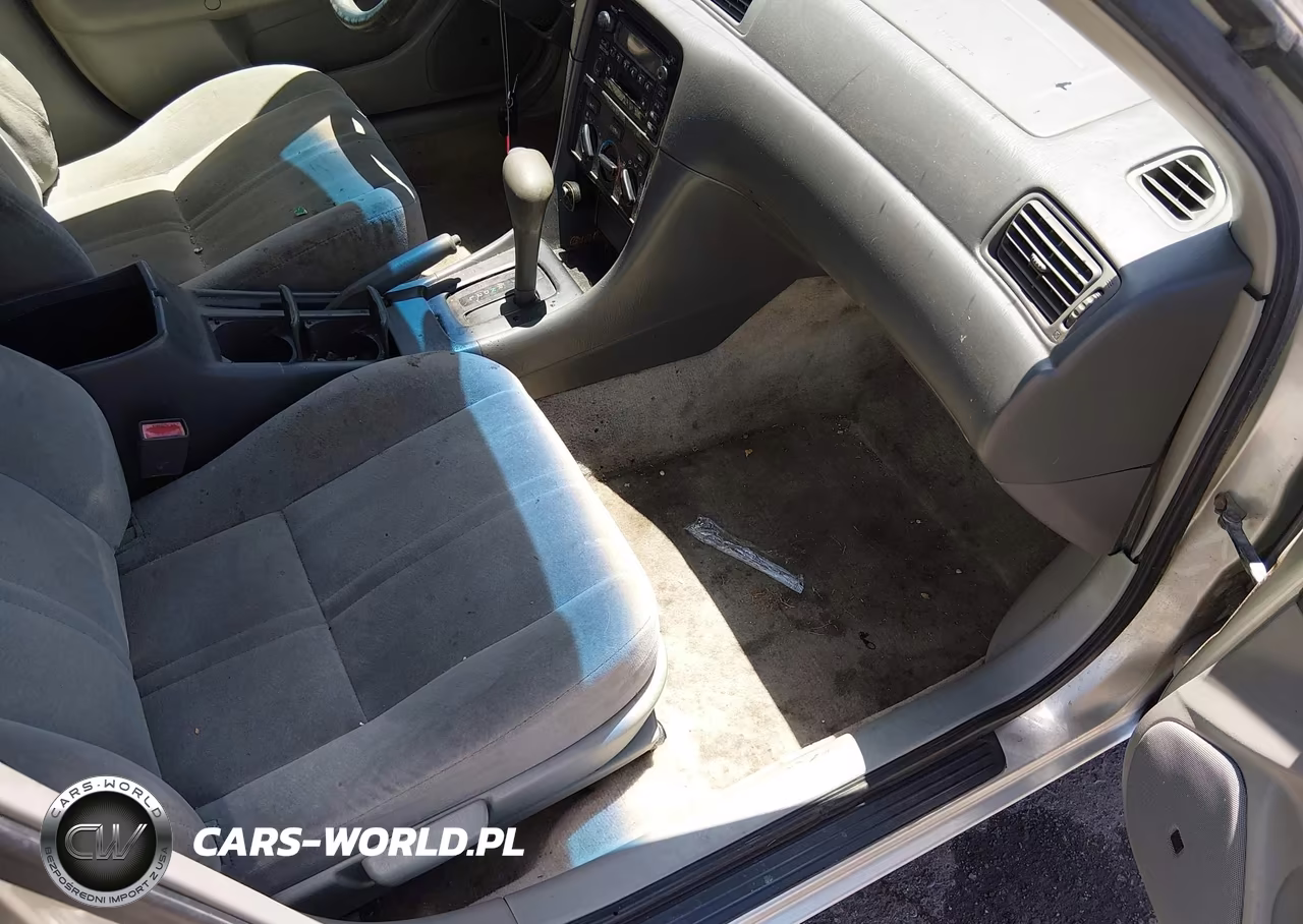 2001 Toyota Camry Le V6 VIN:JT2BF22K010338476 - 5