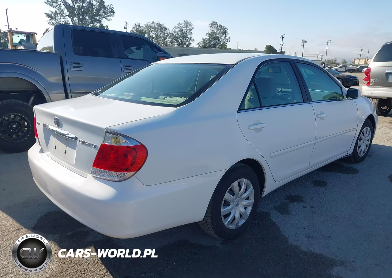 2006 Toyota Camry Le VIN:4T1BE32K26U676098 - 4