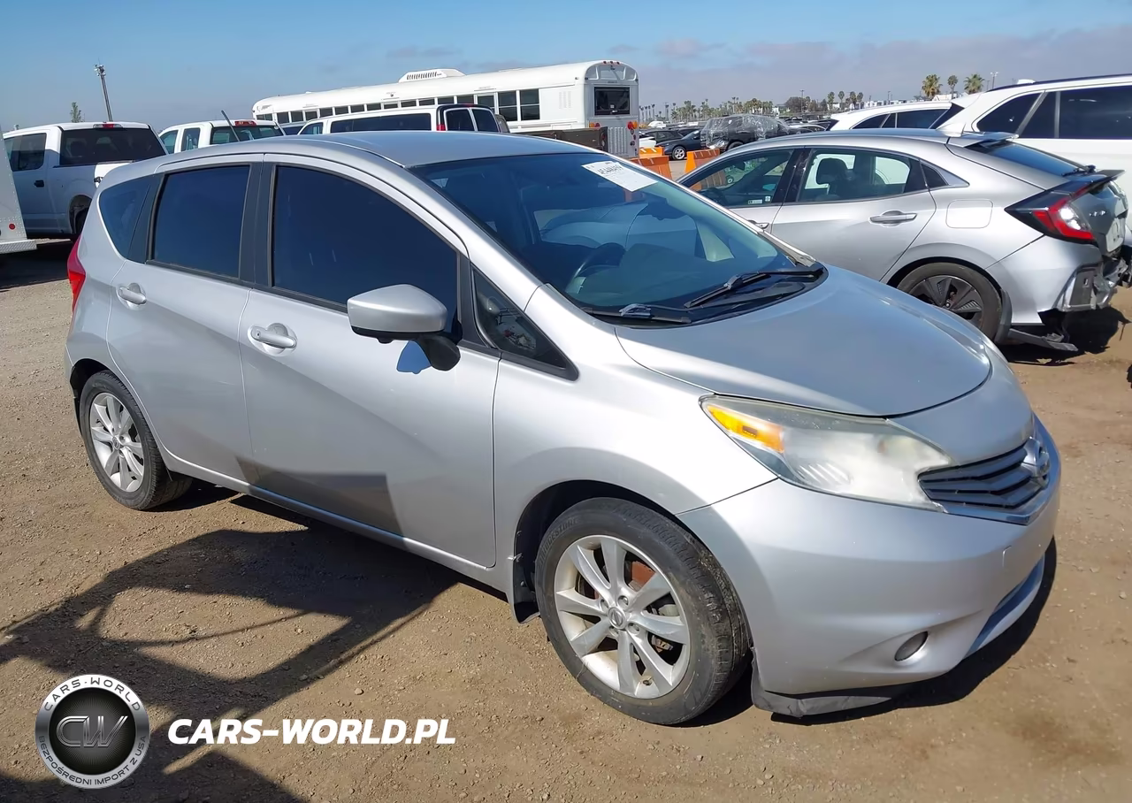 2015 Nissan Versa Note Sl – zdjęcie 1 z 11