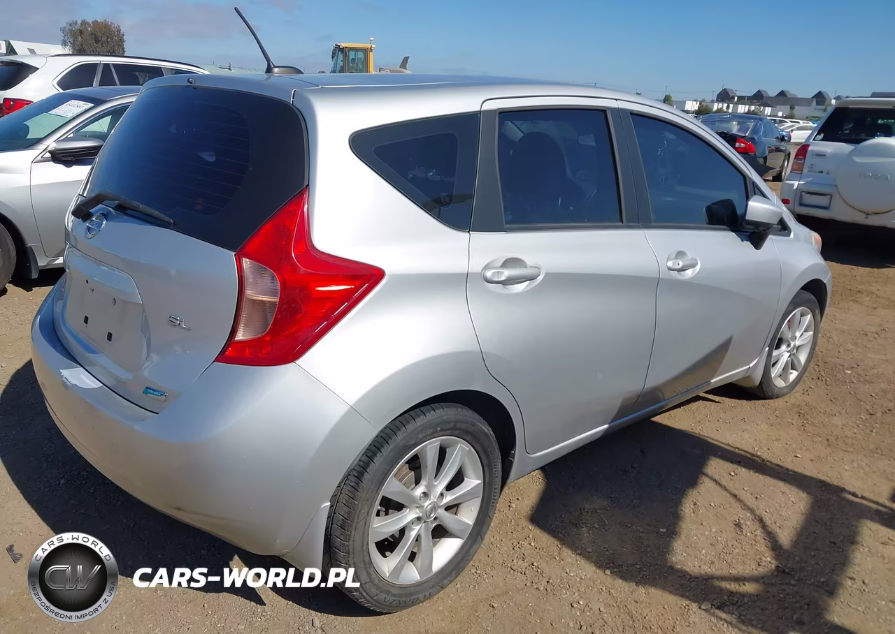 2015 Nissan Versa Note Sl VIN:3N1CE2CP5FL446534 - 4