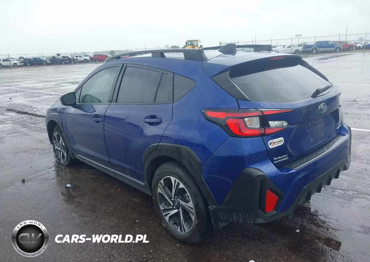 2024 Subaru Crosstrek Premium VIN:JF2GUADC7R8364378 - 3