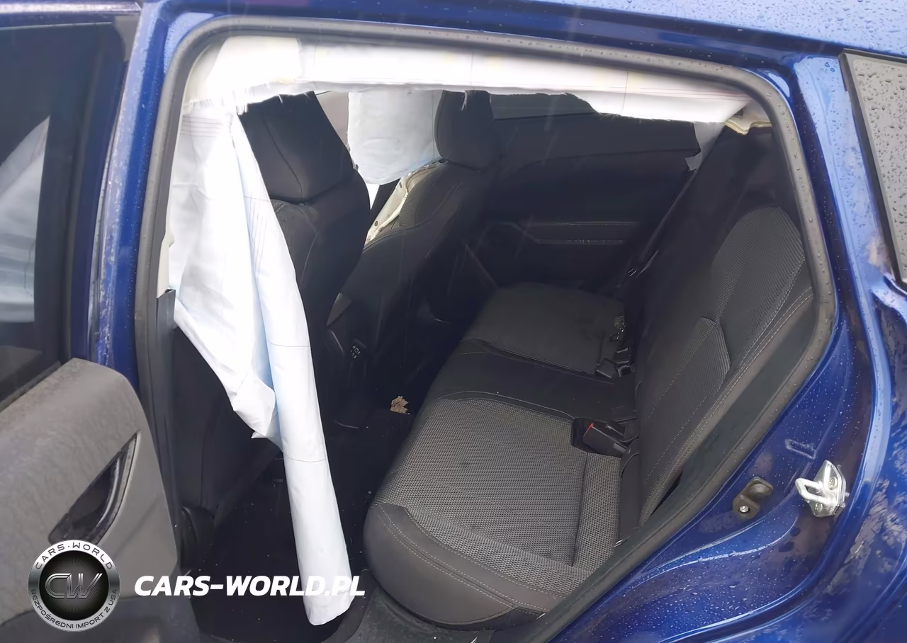 2024 Subaru Crosstrek Premium VIN:JF2GUADC7R8364378 - 8