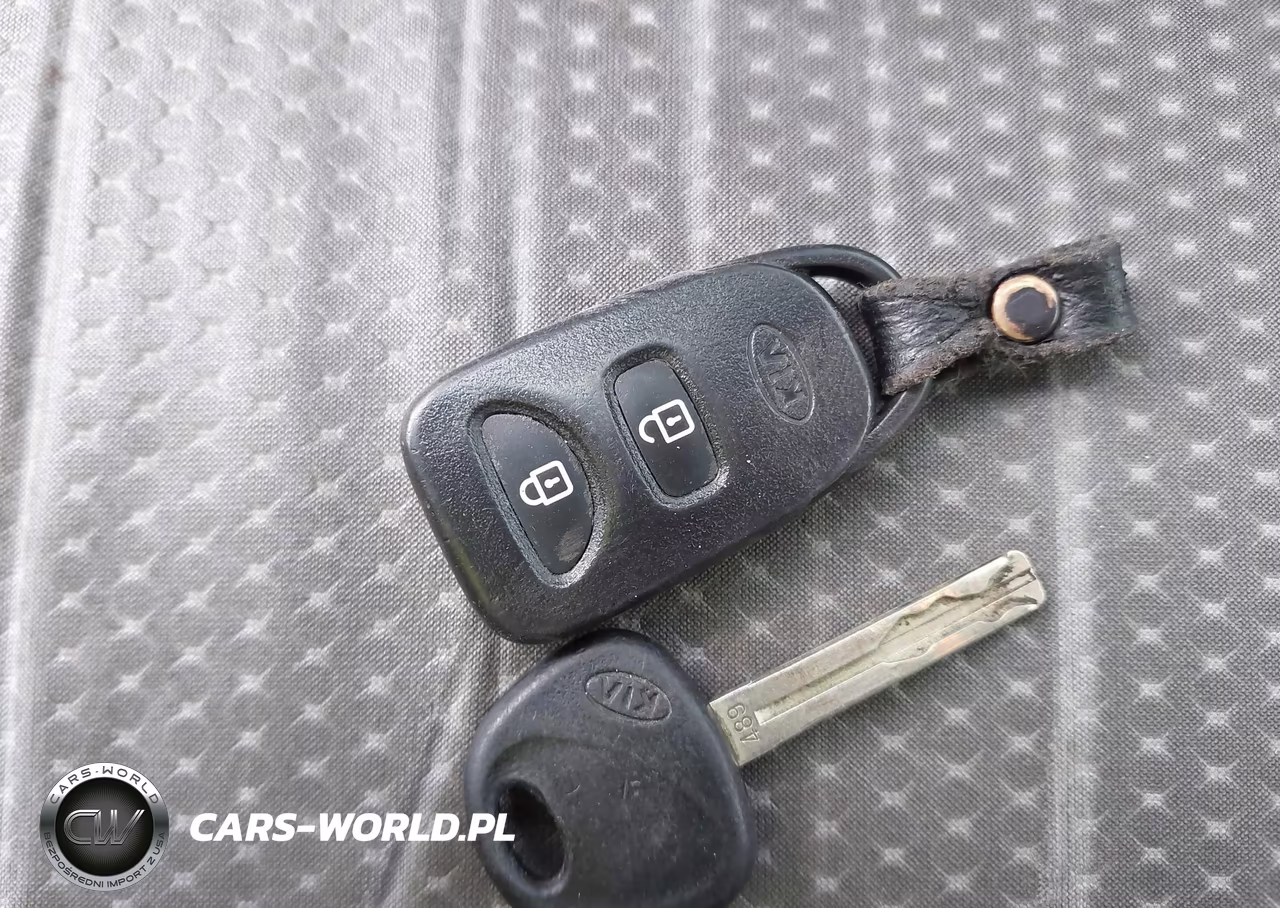 2013 Kia Sorento Lx V6 VIN:5XYKTDA22DG327510 - 11