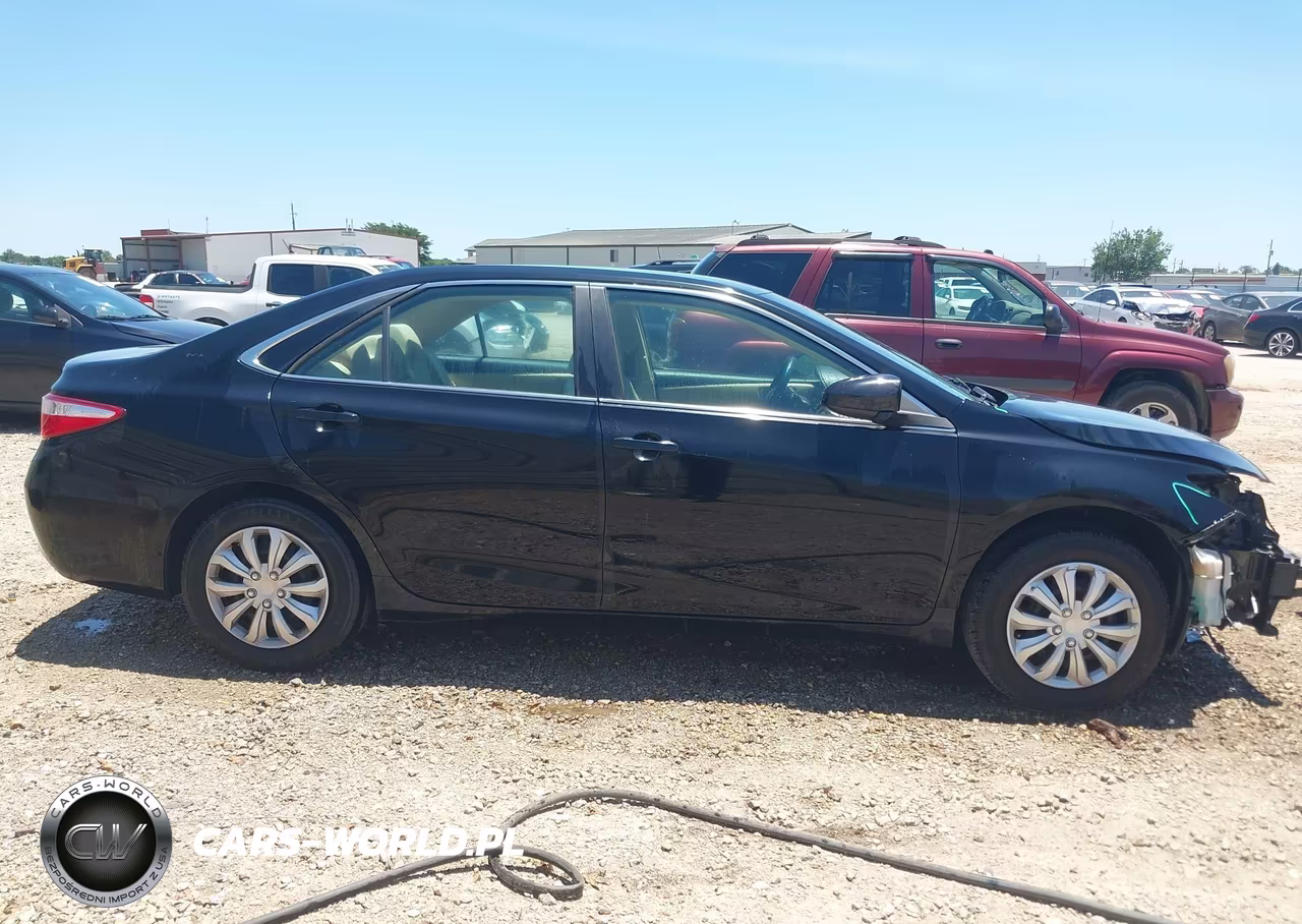 2017 Toyota Camry Le VIN:4T1BF1FK2HU297794 - 13