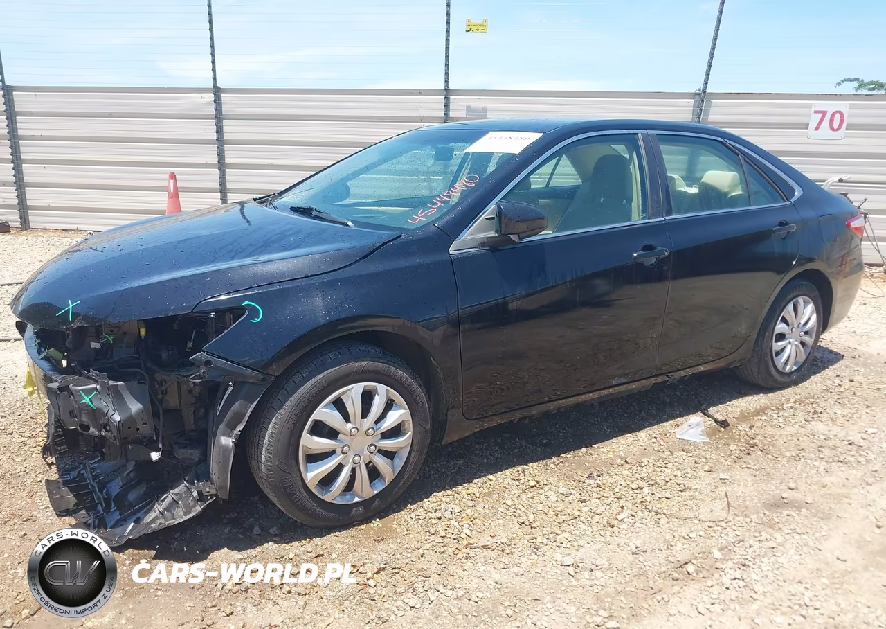 2017 Toyota Camry Le VIN:4T1BF1FK2HU297794 - 2