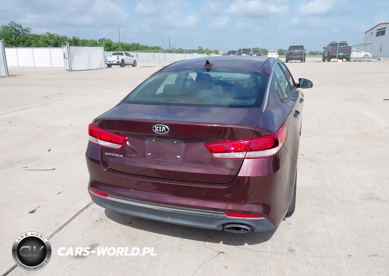 2018 Kia Optima Lx VIN:5XXGT4L37JG263055 - 16
