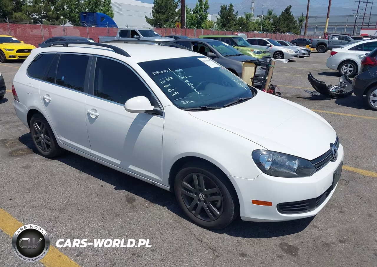 2013 Volkswagen Jetta Sportwagen 2.0L Tdi – zdjęcie 1 z 13