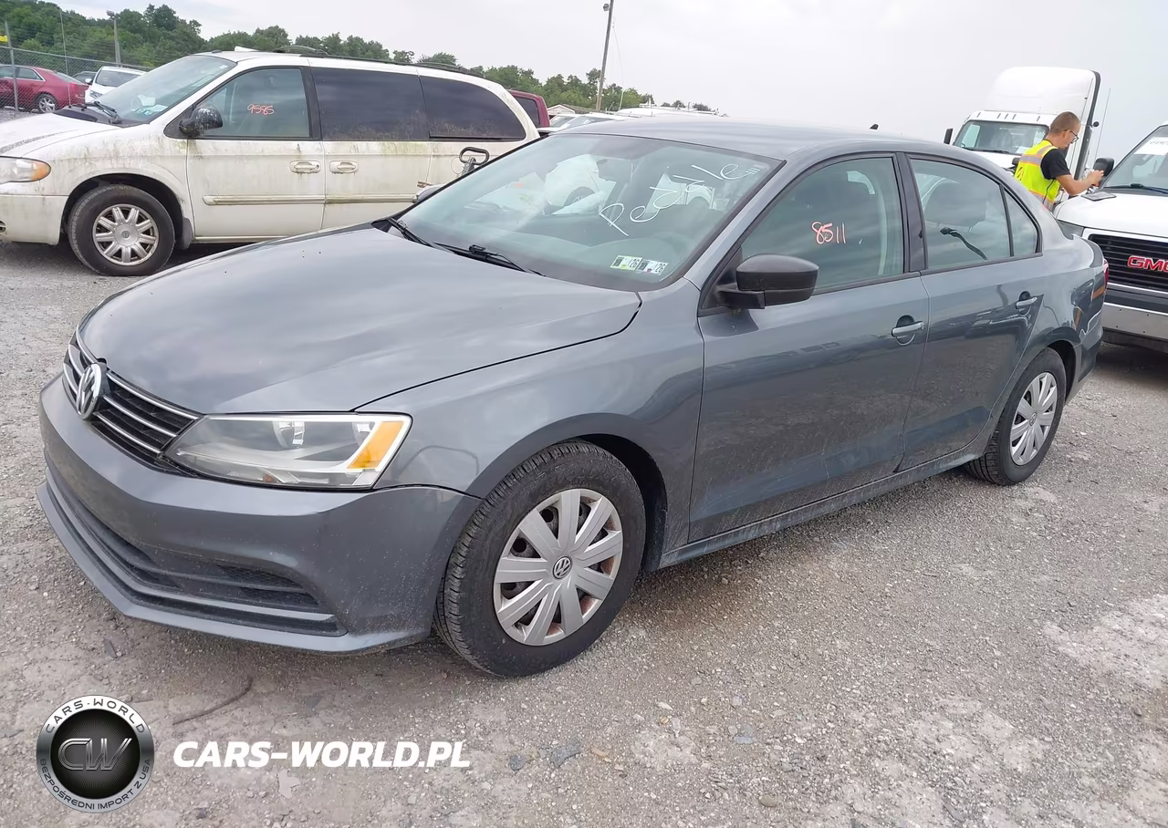 2015 Volkswagen Jetta 2.0L S VIN:3VW2K7AJ3FM288358 - 2