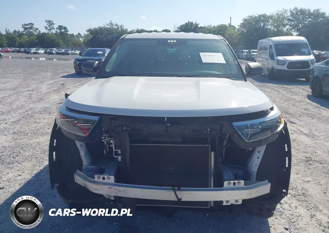 2021 Ford Explorer VIN:1FMSK8BB7MGC23189 - 13
