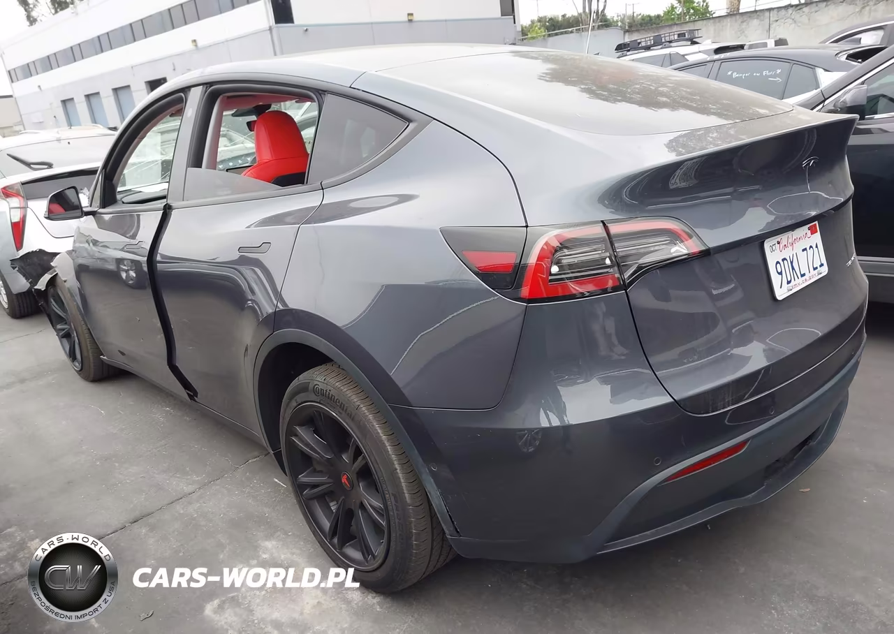 2022 Tesla Model Y Long Range Dual Motor All-Wheel Drive VIN:7SAYGDEE9NA020010 - 3