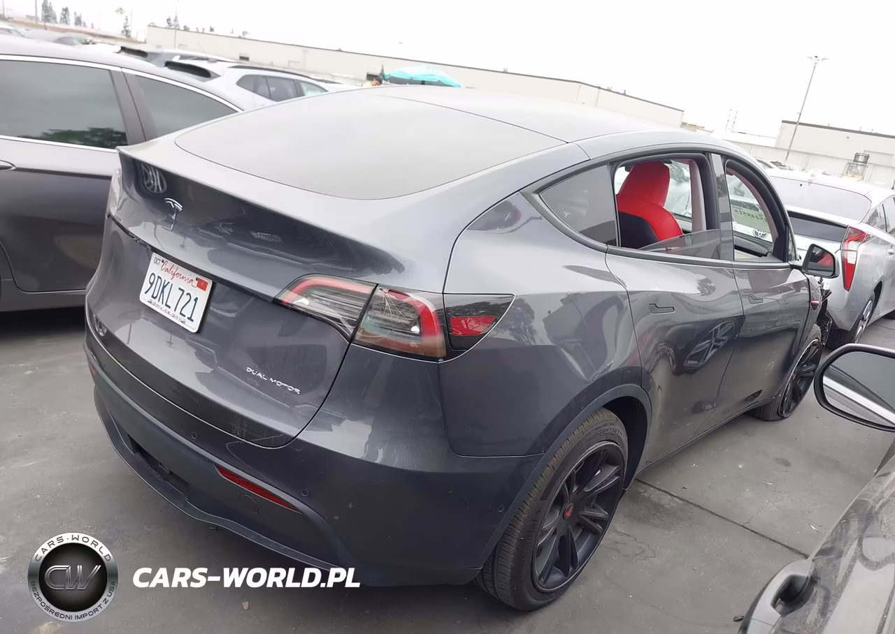 2022 Tesla Model Y Long Range Dual Motor All-Wheel Drive VIN:7SAYGDEE9NA020010 - 4