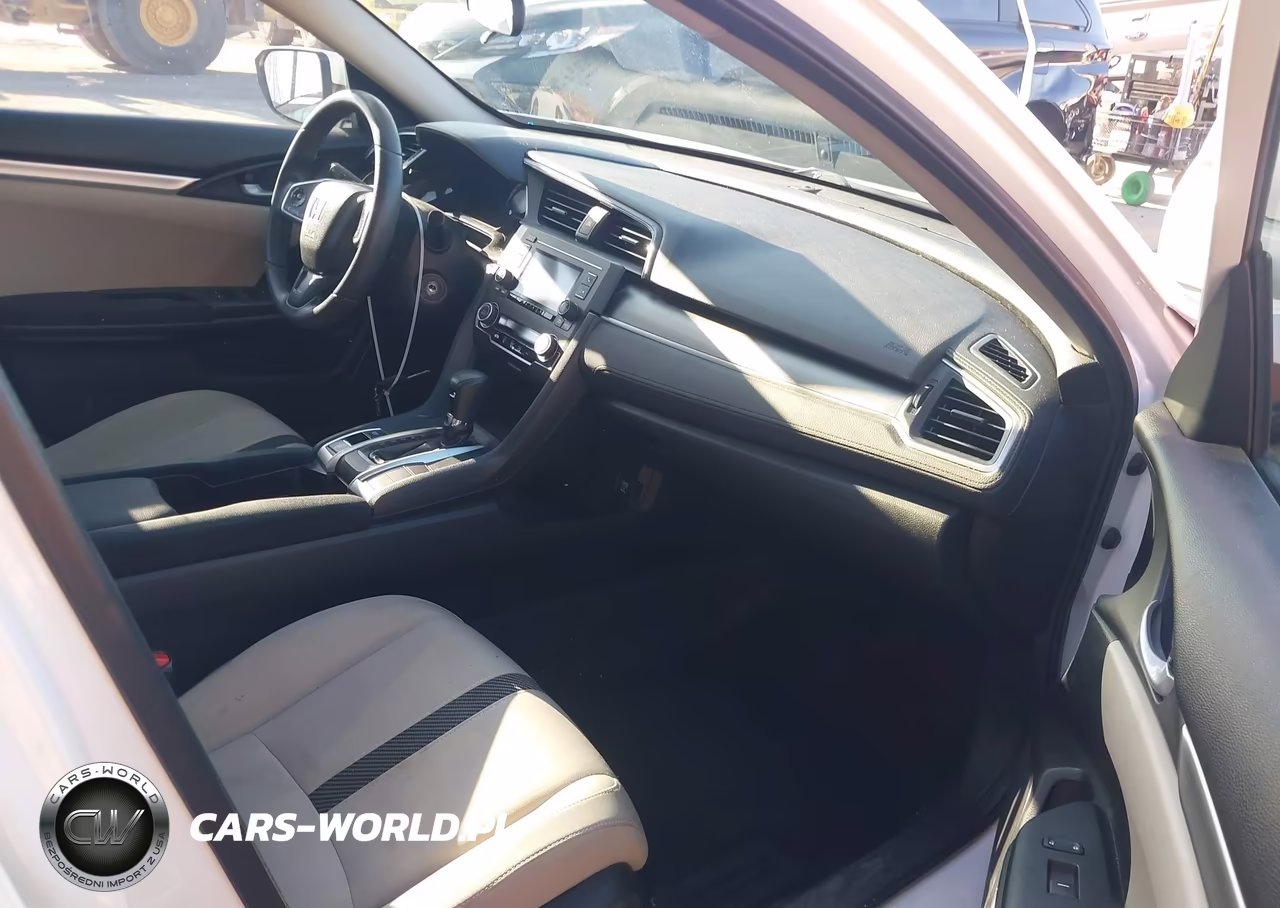 2017 Honda Civic Lx VIN:2HGFC2F55HH532952 - 5
