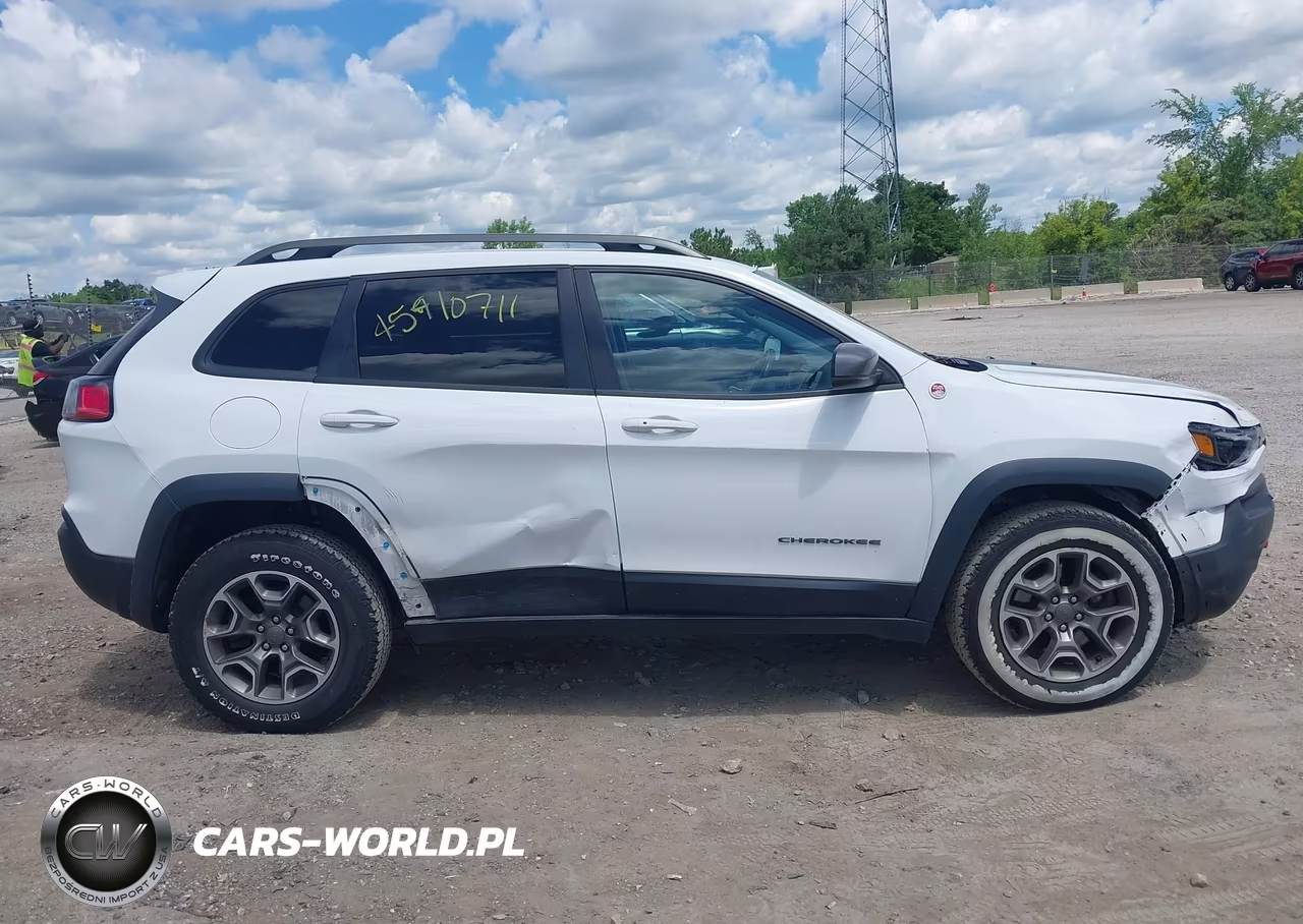 2019 Jeep Cherokee Trailhawk 4X4 VIN:1C4PJMBX9KD183083 - 13