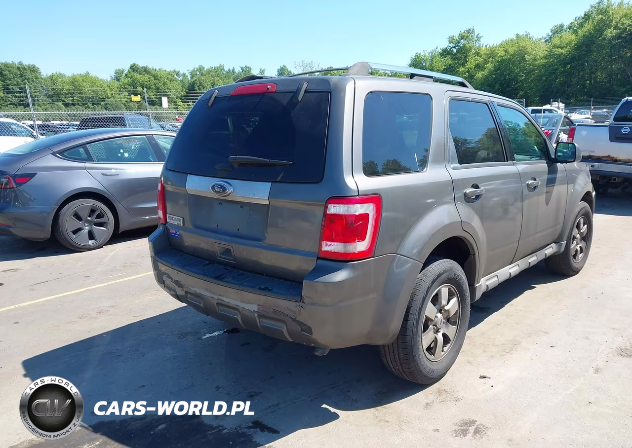 2011 Ford Escape Limited VIN:1FMCU9E78BKC65702 - 4
