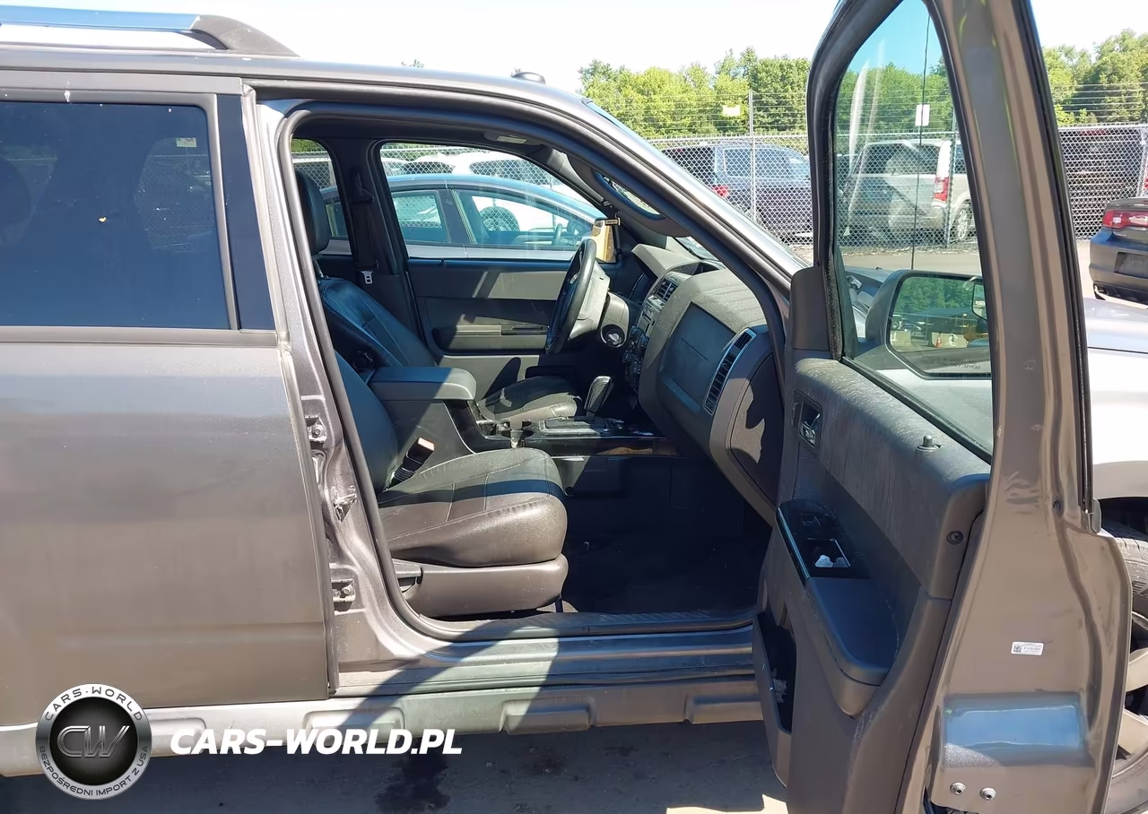 2011 Ford Escape Limited VIN:1FMCU9E78BKC65702 - 5