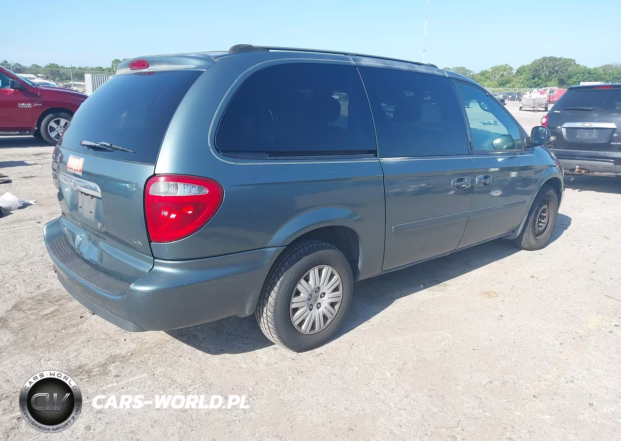 2005 Chrysler Town & Country Lx VIN:2C4GP44R05R189773 - 4