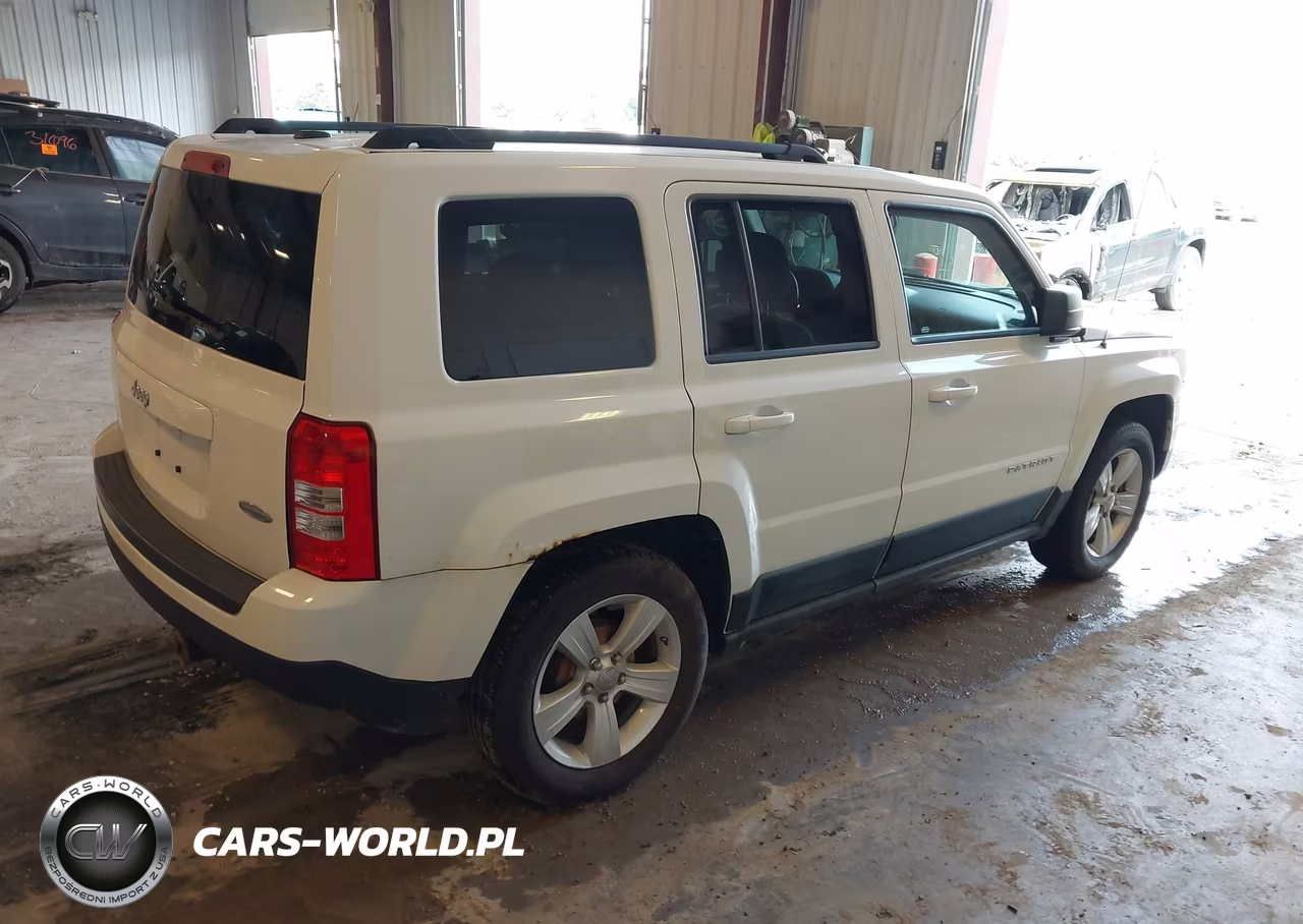 2011 Jeep Patriot Sport VIN:1J4NT1GA5BD246212 - 4