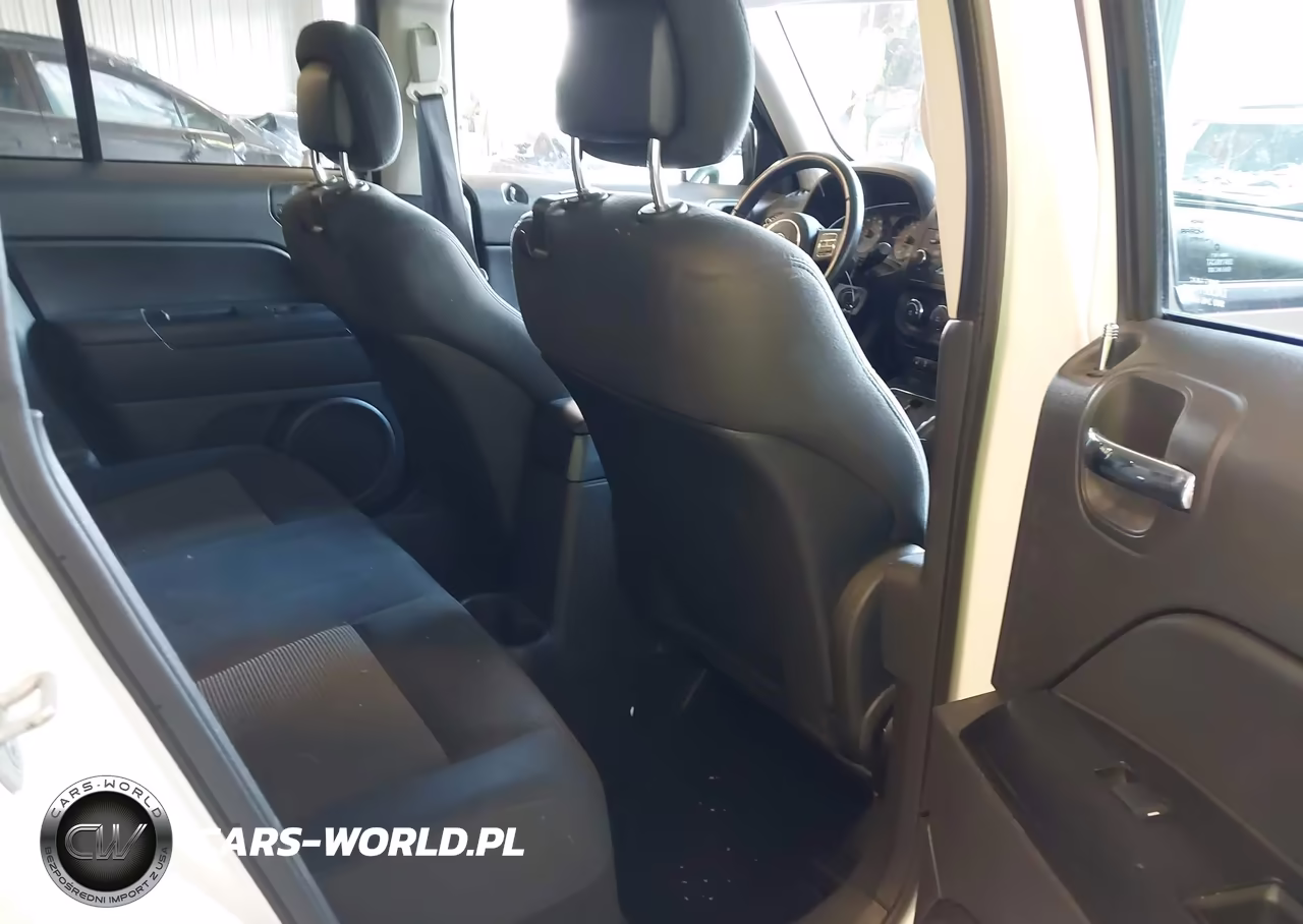 2011 Jeep Patriot Sport VIN:1J4NT1GA5BD246212 - 8