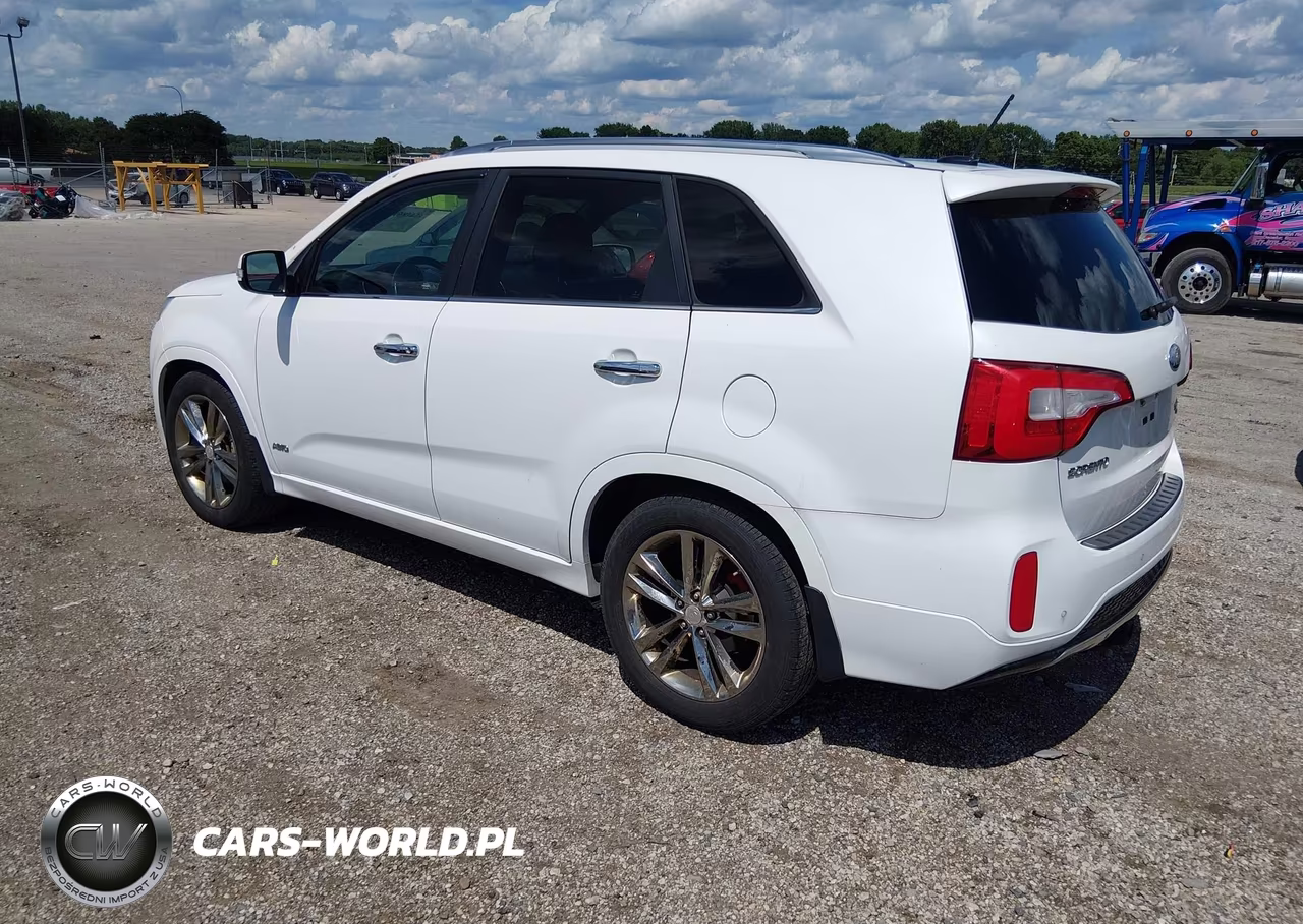 2014 Kia Sorento Limited V6 VIN:5XYKWDA77EG466486 - 3