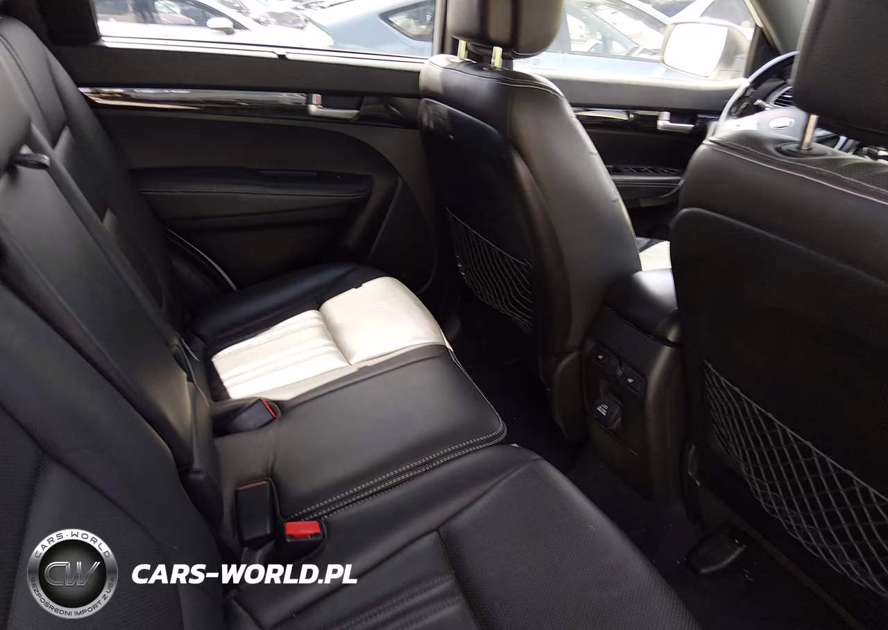 2014 Kia Sorento Limited V6 VIN:5XYKWDA77EG466486 - 8