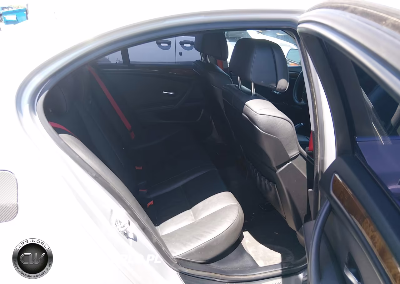 2009 BMW 528I xDrive VIN:WBANV135X9C151103 - 8