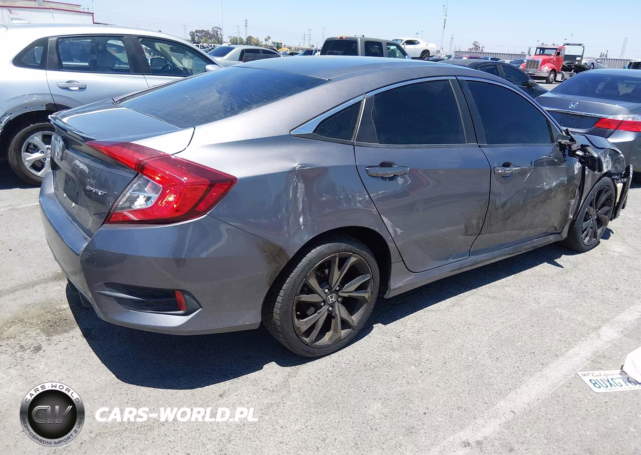 2020 Honda Civic Sport VIN:19XFC2F80LE213620 - 4