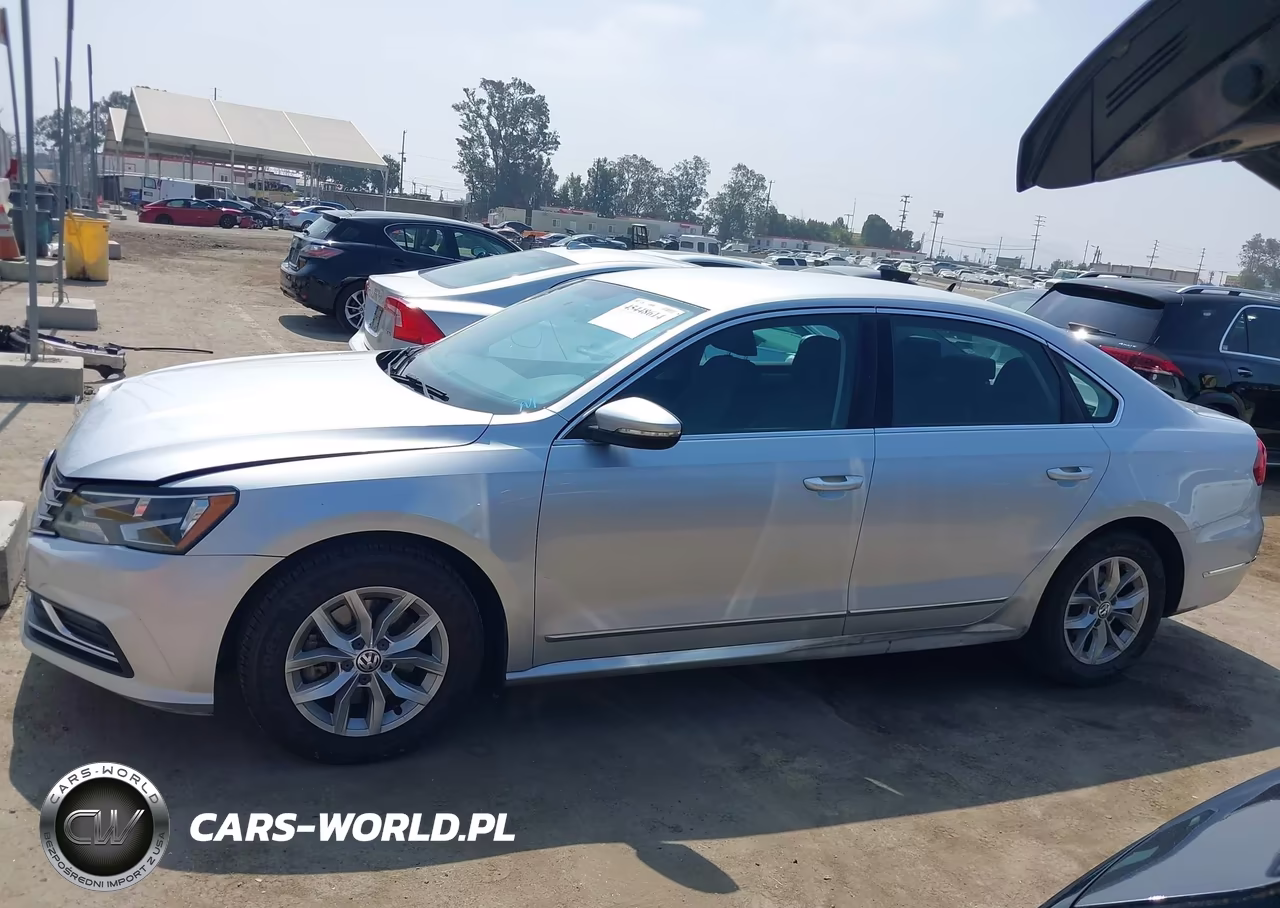 2016 Volkswagen Passat 1.8T S VIN:1VWAT7A3XGC049287 - 14