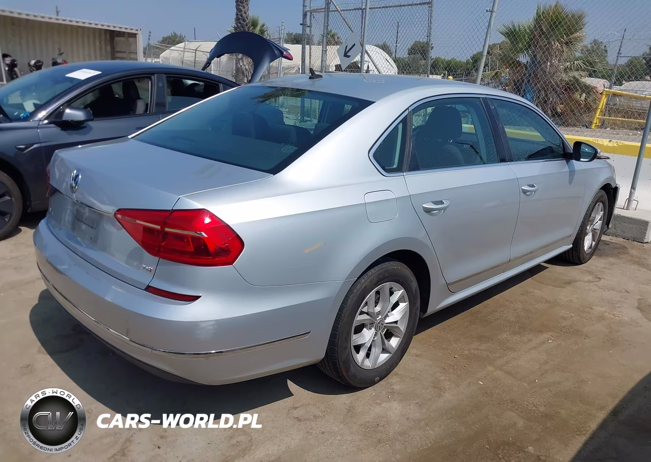 2016 Volkswagen Passat 1.8T S VIN:1VWAT7A3XGC049287 - 4