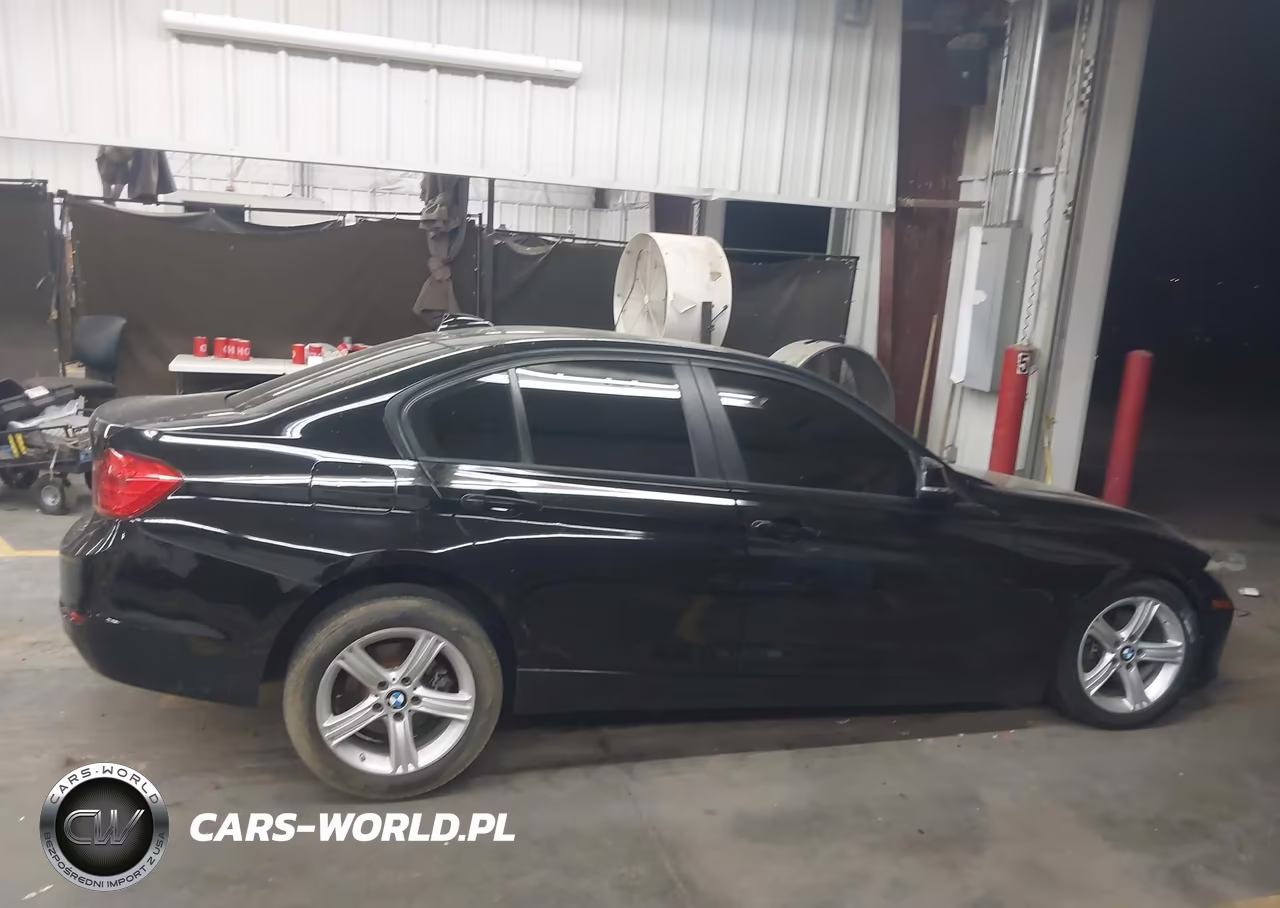 2015 BMW 328I xDrive VIN:WBA3B5G50FNS19328 - 14