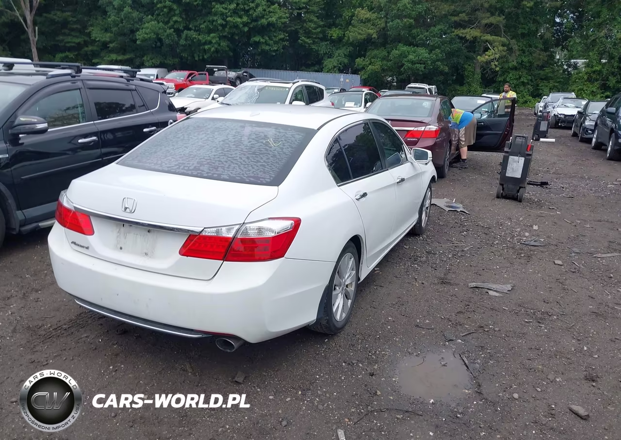 2015 Honda Accord Ex-L VIN:1HGCR2F83FA106135 - 4