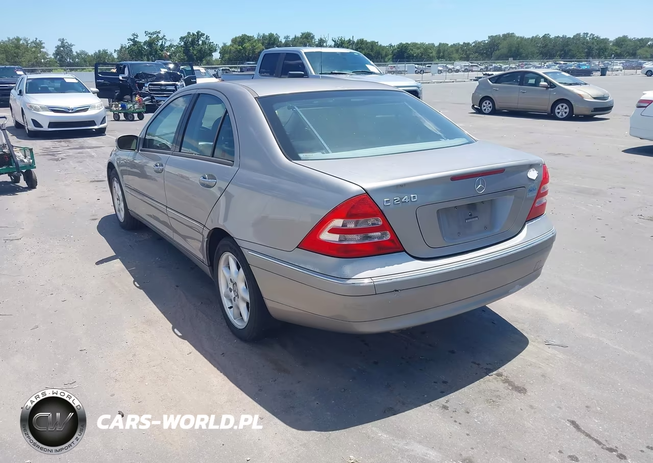 2003 Mercedes-Benz C 240 VIN:WDBRF61J03F401872 - 3