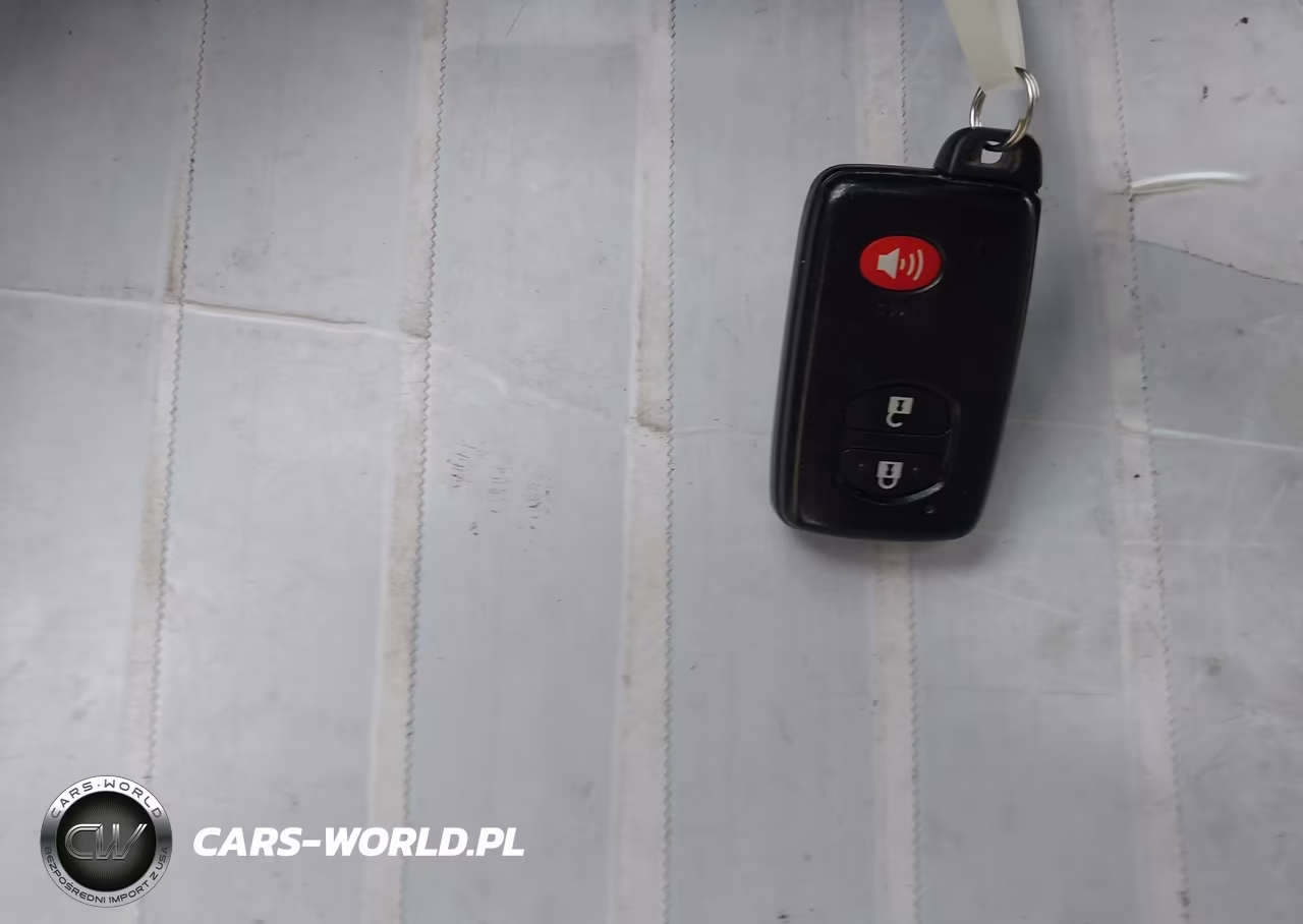 2012 Toyota Prius Three VIN:JTDKN3DU2C1549352 - 11