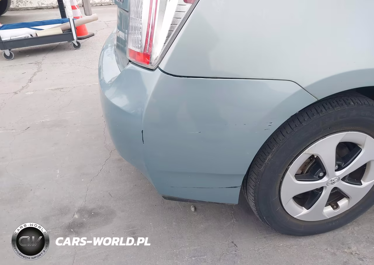 2012 Toyota Prius Three VIN:JTDKN3DU2C1549352 - 6