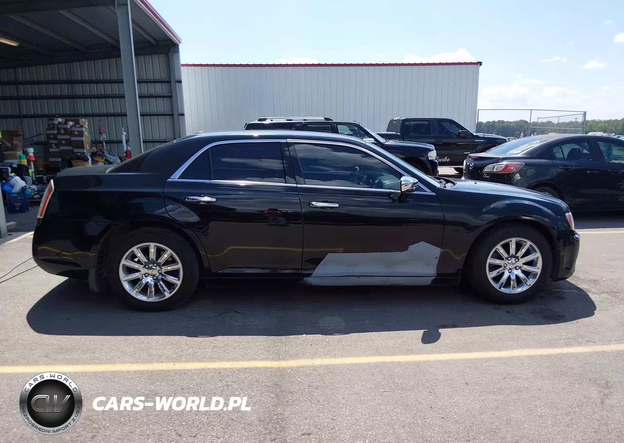 2014 Chrysler 300C VIN:2C3CCAEG2EH189807 - 14