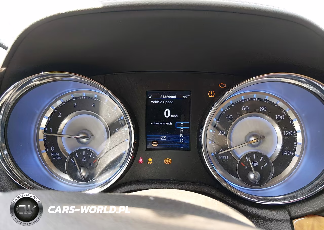 2014 Chrysler 300C VIN:2C3CCAEG2EH189807 - 7
