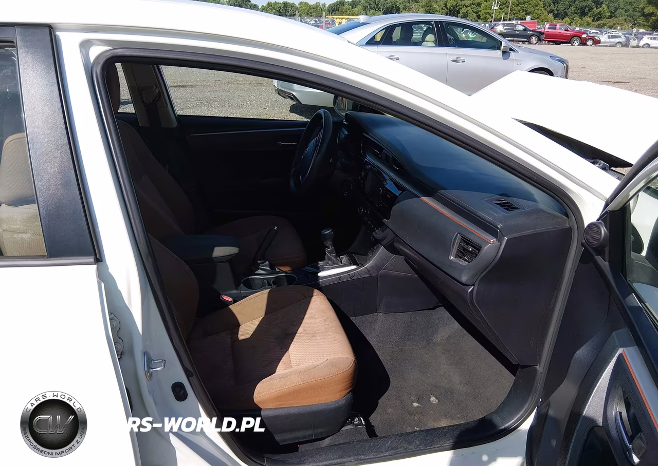 2016 Toyota Corolla Le VIN:2T1BURHE2GC543965 - 5