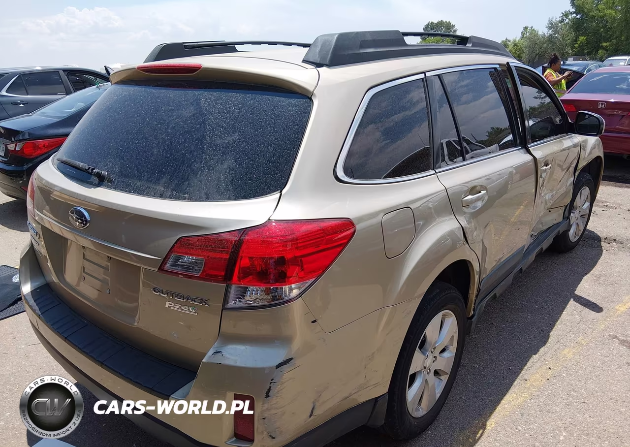 2010 Subaru Outback 2.5I Limited VIN:4S4BRBJC6A3322432 - 4