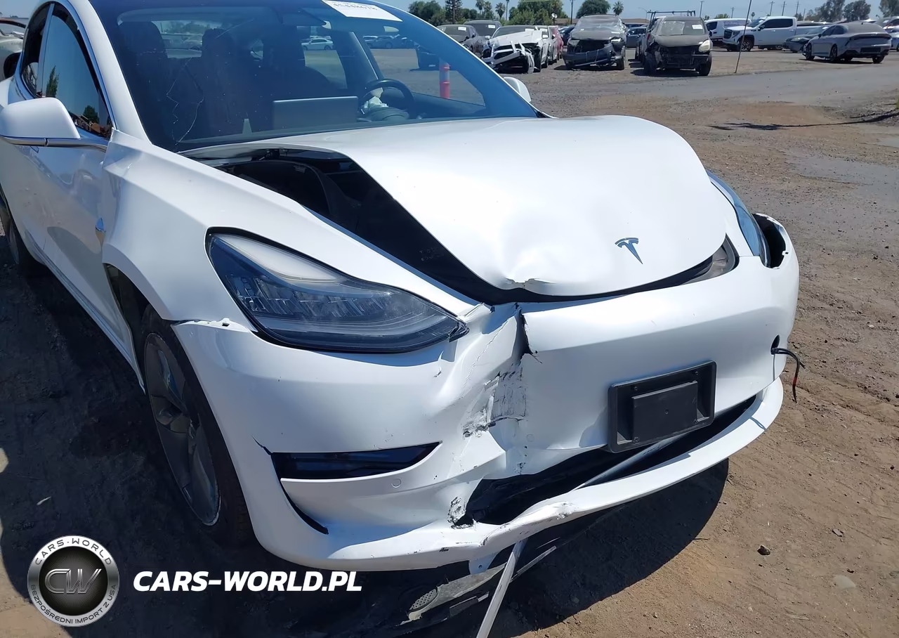 2018 Tesla Model 3 Long Range-Mid Range VIN:5YJ3E1EA1JF011873 - 6