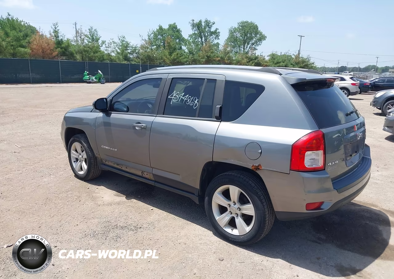 2012 Jeep Compass Sport VIN:1C4NJDBB0CD576192 - 3